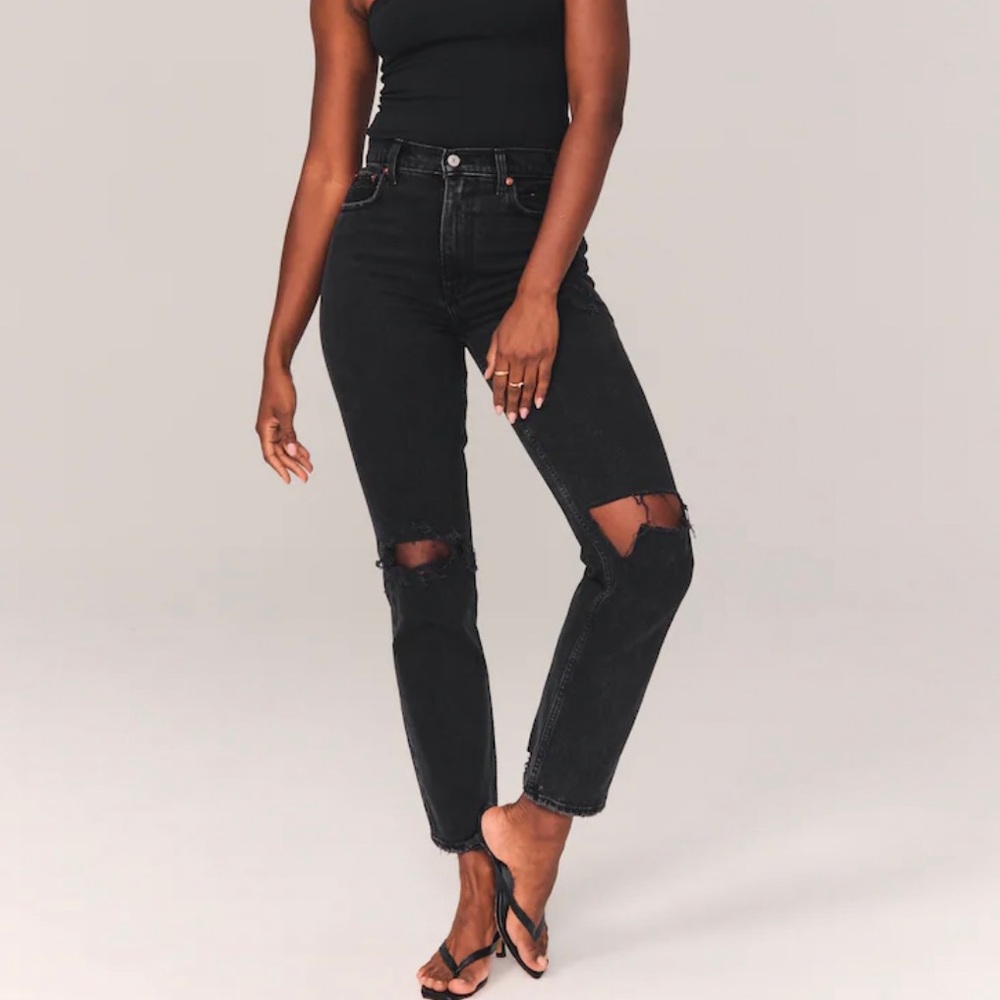 Abercrombie Ultra High Rise 90s Straight Jean